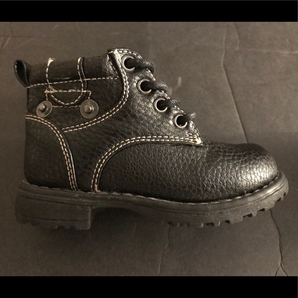 RUUM Toddler Boots
